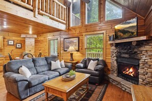Private Cabin Rental in the Smoky Mountains | Bearway to Heaven by Great Smoky Mountains Cabin Rentals | Smoky Mountain Rentals with Hot Tub | Cabins with Hot Tubs | Gatlinburg Cabin Rentals | Pigeon Forge Cabin Rentals
