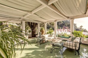 Activities, Amenities, Building Exterior, Garden, Spring, Summer, Wellness