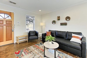 Living Room - Sofa is a futon too!