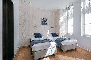 Second bedroom with second bathroom (We provide prepared beds with high-quality bed linen)