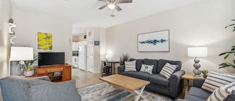 6-web-or-mls-5720-beach-dr