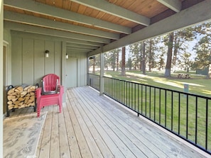 1606944579613fourth__matthew@familytimevacationrentals.com00111_br