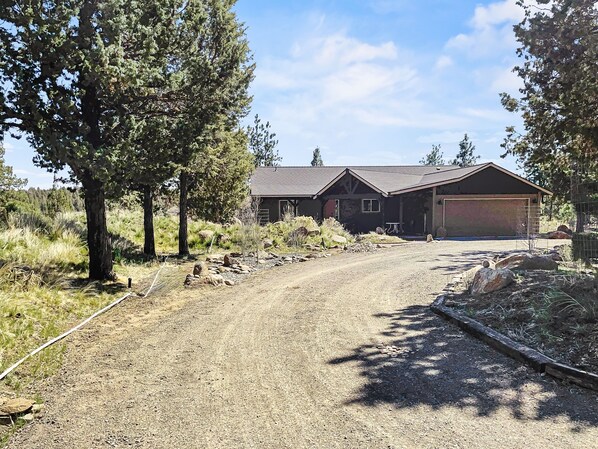 1618520849188squaw_creek__acampbell@familytimevacationrentals.com00000_br