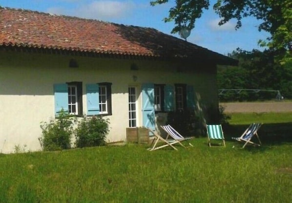 Photo 0