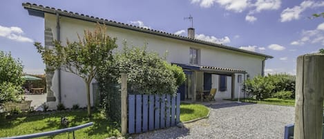 Gîte extérieur 1