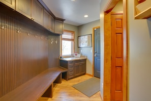 Mudroom | Main Level