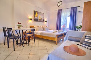 Logas Beach Studio 7 Corfu-Interior