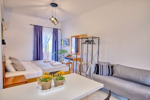 Logas Beach Studio 8 Corfu-Interior