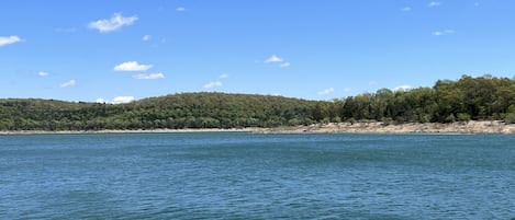 Bull Shoals lake is just a short walk down or the marina is just 5 minutes away.