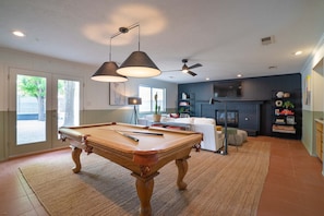 Spielezimmer