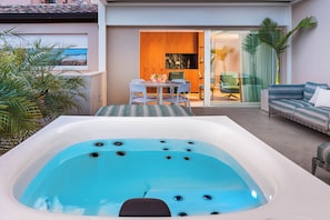 Private spa tub