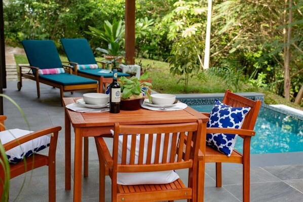 Outdoor lounge space