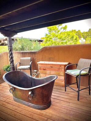 Out door tub for two