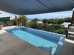 Vue sur les Saintes, la Basse-Terre et la Soufrière ( quand elle est dégagée 🤗)!