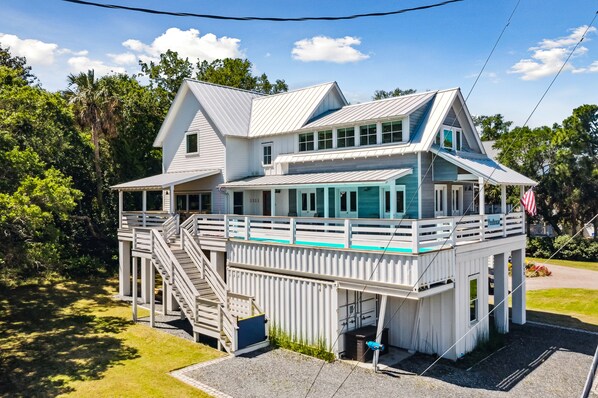 The Pool House - Full view.