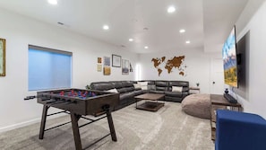 Spielezimmer