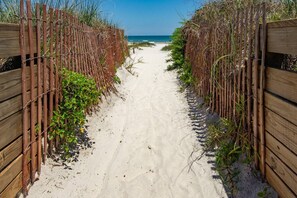 Strand