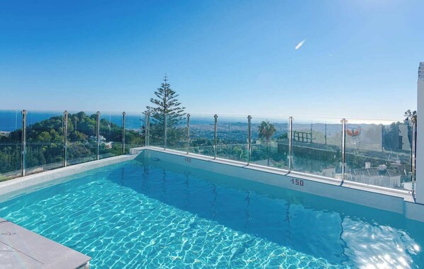 Piscina comunitaria