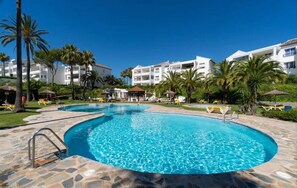 Piscina comunitaria