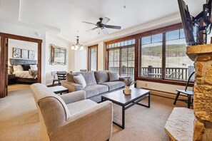 Living Room - Crystal Peak Lodge 7303 - Breckenridge Vacation Rental