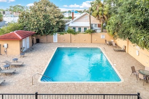 Community Pool Views