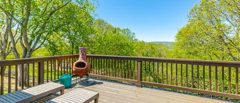 Back deck - west facing view of Lookout Mountain! Includes chiminea