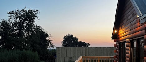 Evening skies at The Scenic Lodge