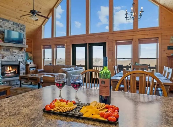 Open Living room and dining room with mountain views!