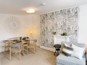 Dining/ living room