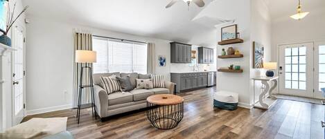 Open Floor Plan Living Room/Kitchen