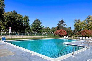 Resort amenities include swimming pools and hot tub