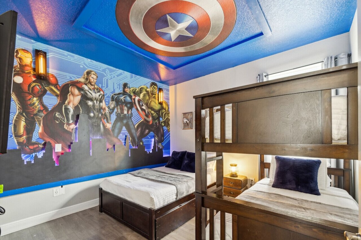 Harry Potter Games Room, Themed Rooms, Heated Pool