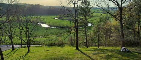 Enjoy views of Crooked Creek! You will feel at home during your relaxed stay!