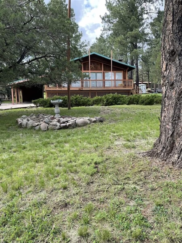 Cozy Cabins Real Estate, LLC - The Monarch Cabin