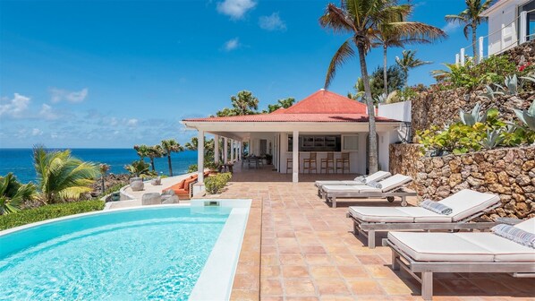 Pool & Terrace