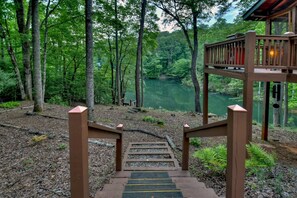Walkway down to the lake