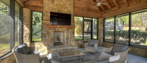 Main level screened in patio