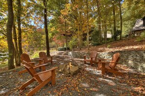 Enjoy the fire pit by the lake