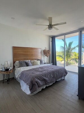 1st floor master bedroom
