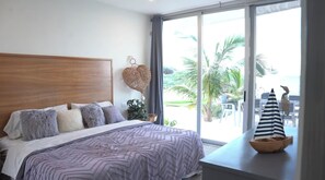 1st floor master bedroom
