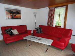 Furniture, Property, Couch, Wood, Interior Design, Living Room, Rectangle, Comfort, Floor, Studio Couch