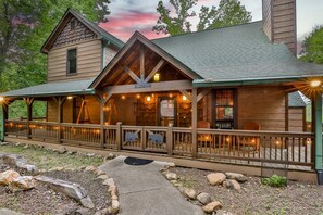 Welcome To North Georgia Hideaway 