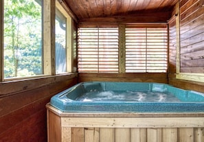 Bask in the beauty of a dazzling sunset while enjoying your favorite cocktail in the hot tub out on the deck.