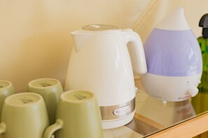 Kaffee und/oder Kaffeemaschine