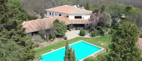 Vista da piscina,Piscina