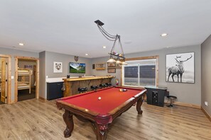 Spielezimmer