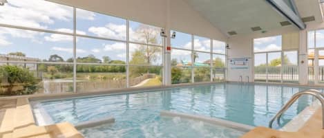 Pool Indoor