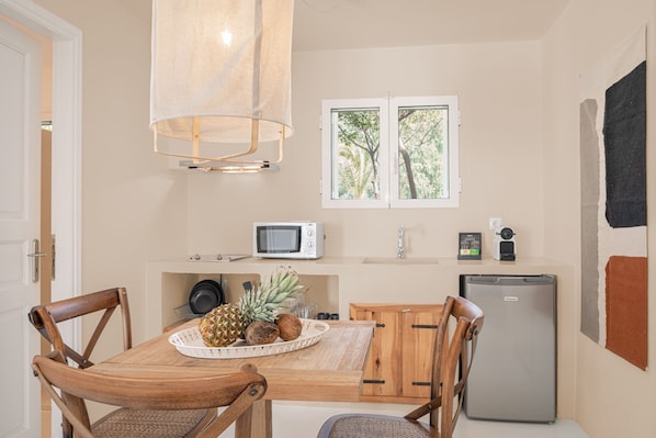 Private kitchenette