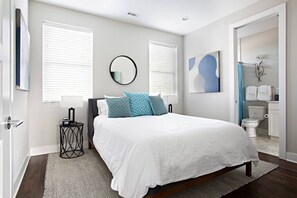 Unit 1 Queen Bedroom with Ensuite Bathroom 