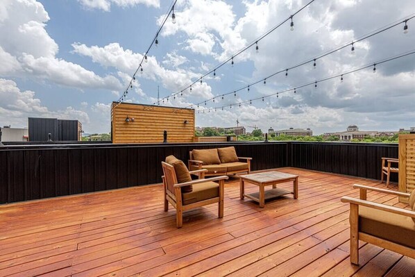 Unit 3 Rooftop with City View